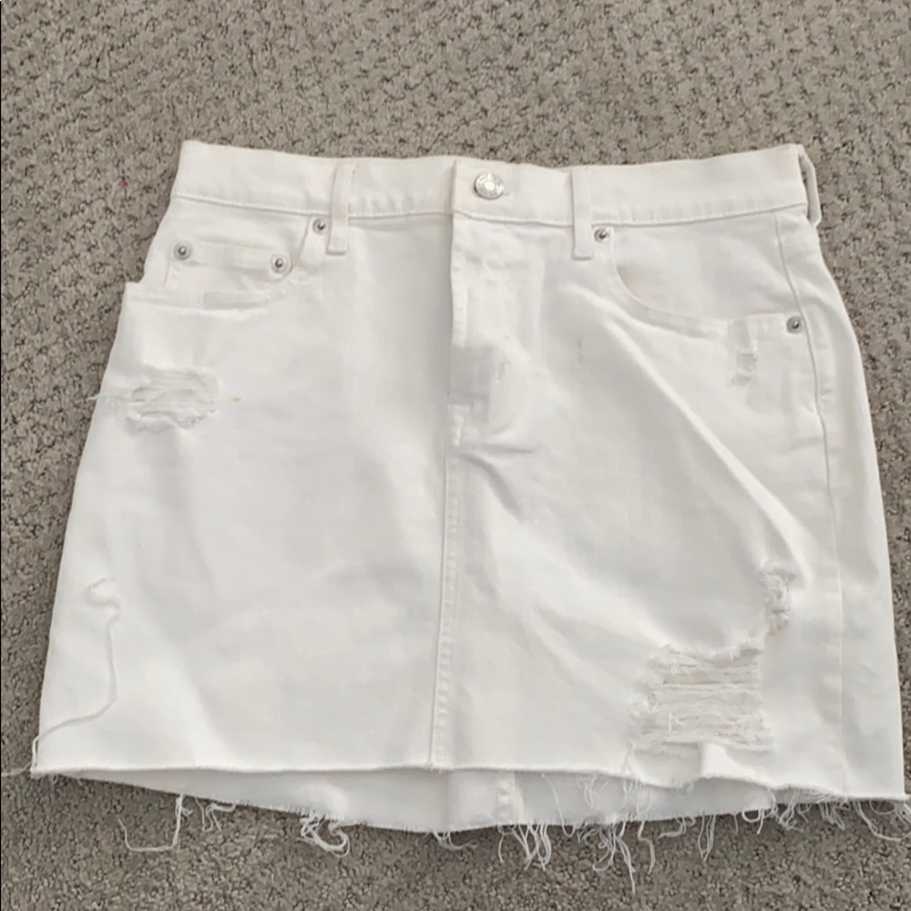 GAP Women’s White Denim Skirt size 26R